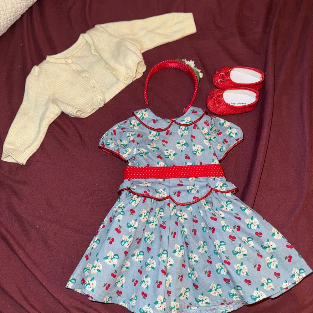 American Girl Emily Bennett Meet Outfit EUC